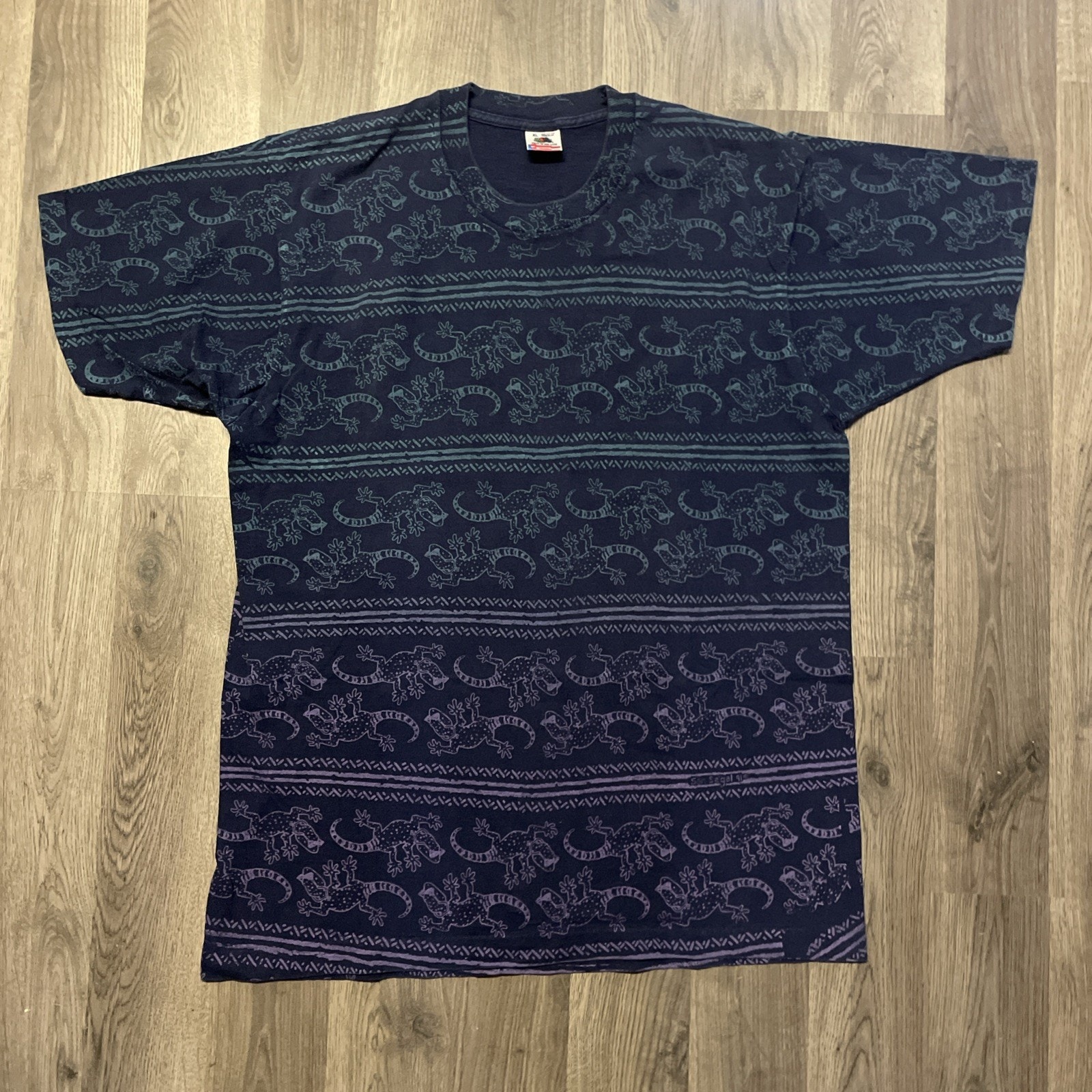 Vintage Fruit Of The Loom Shirt Men’s Xl Blue All Over Print 90s Single Stitch